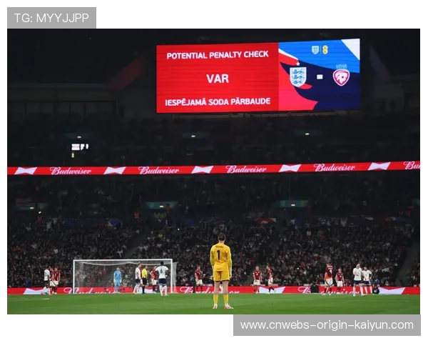 纽卡斯尔边锋高速突破造成混乱